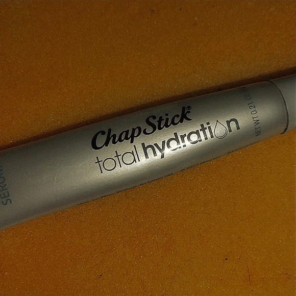 Chapstick Total Hydration Night Serum - Picture 2 of 3